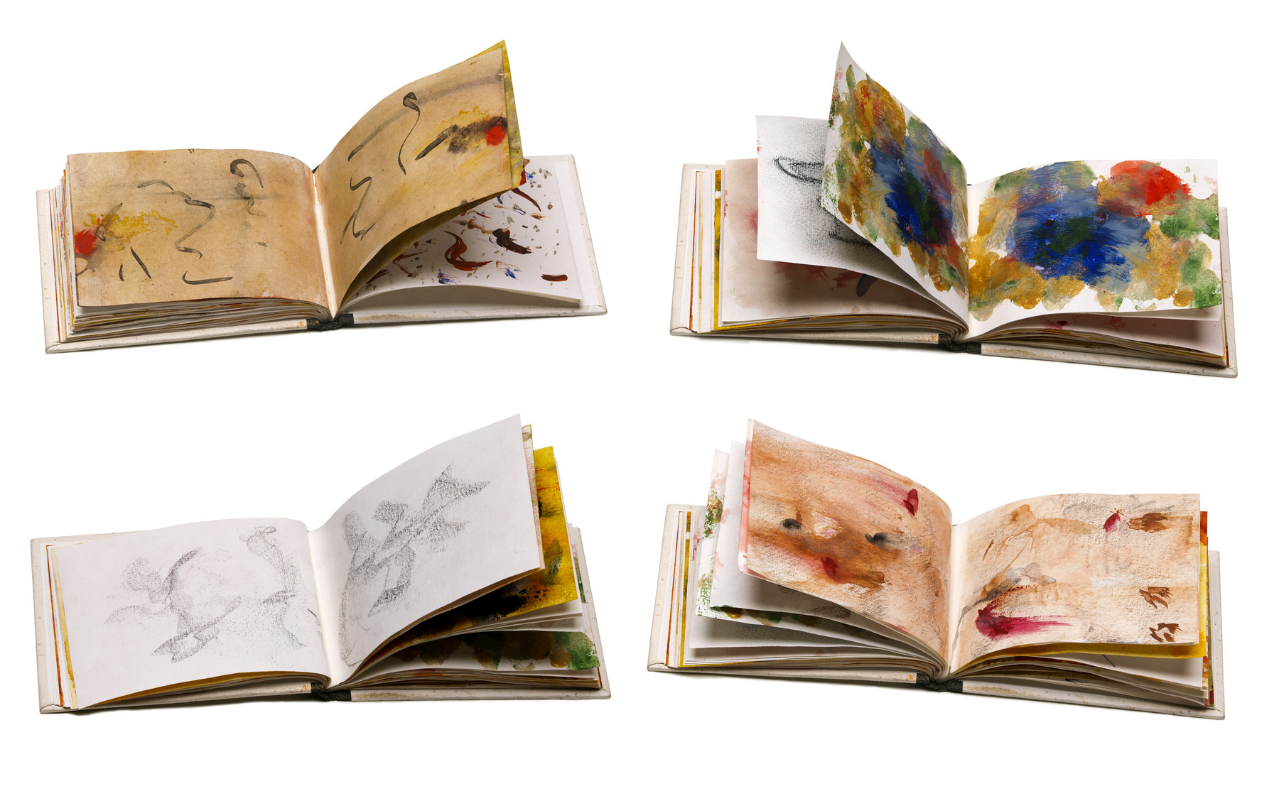Sketchbook „Strong in Hope“ 1, 2016, Mixed Media auf Büttenpapier, 30.0 × 11.0 cm