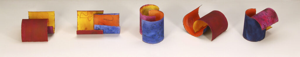 2 And…, 2019, Mixed Media auf Büttenpapier, 10 à 15.0 × 15.0 cm