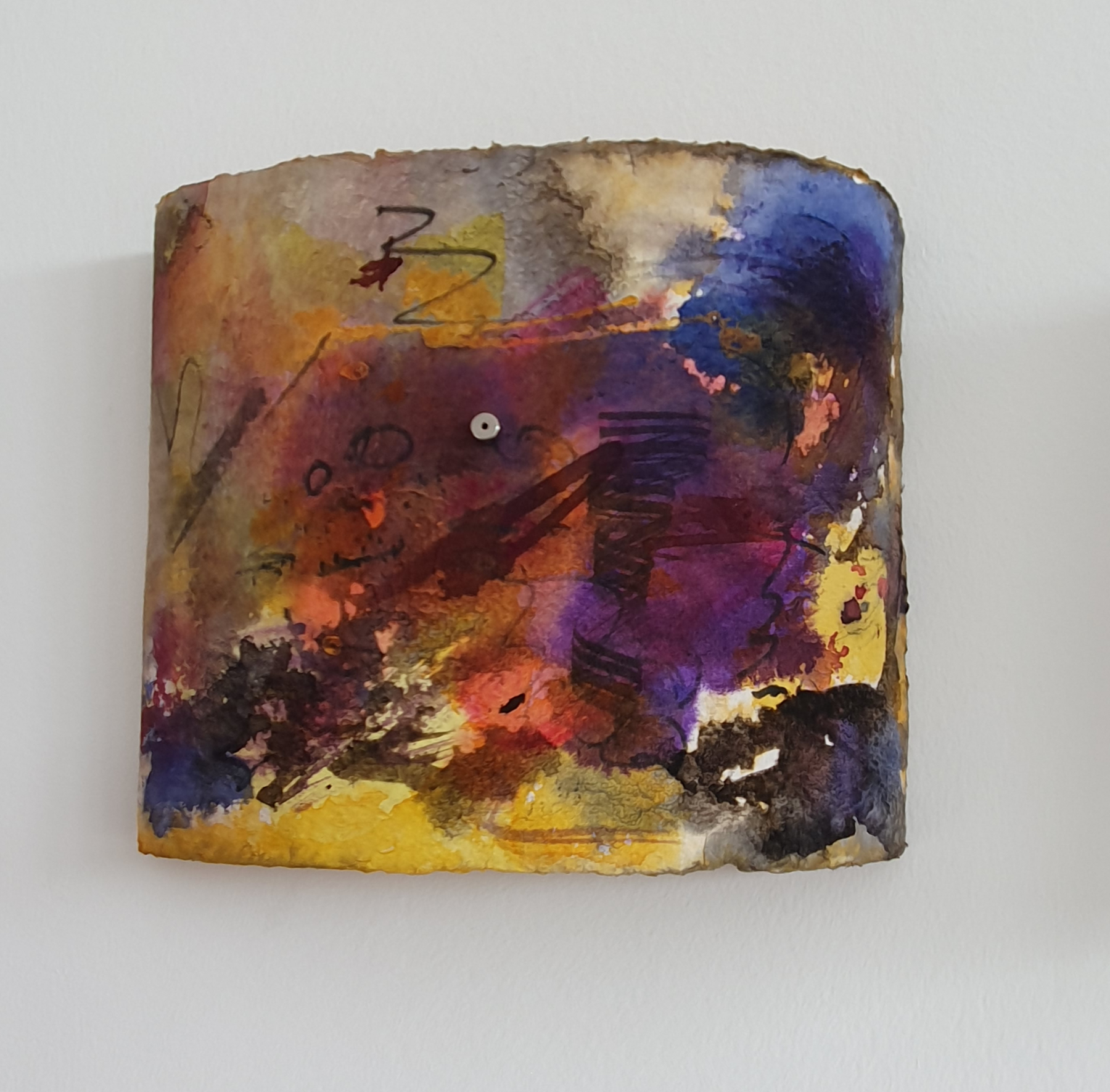 Colours 1 — als Rolle, 2021, Mixed Media auf Büttenpapier, 29.0 × 21.0 cm