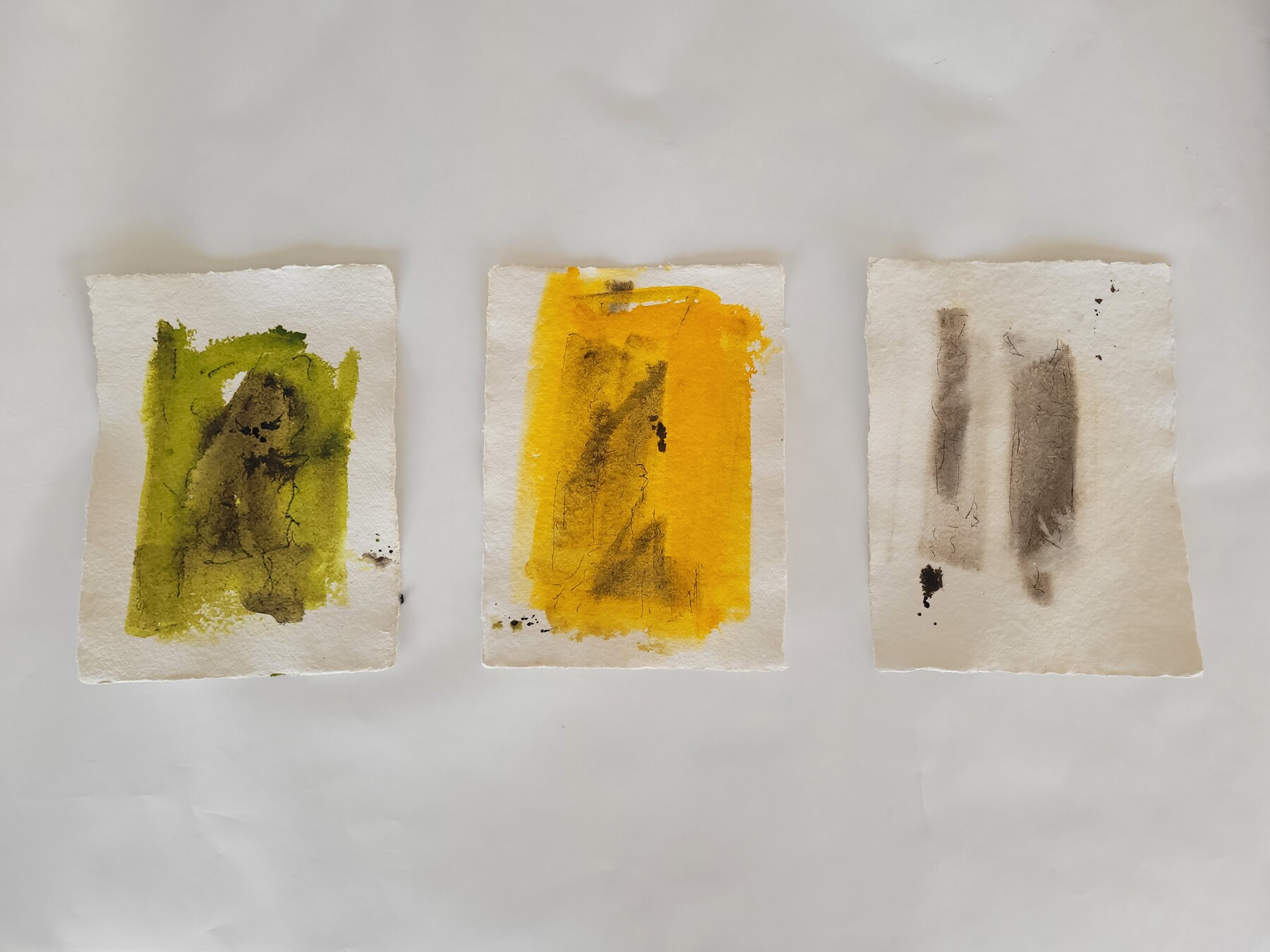 Myth, 2018, Mixed Media auf Büttenpapier, 3 à 28.0 × 38.0 cm