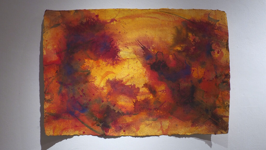 im Raum: Bild 063, 2022, Mixed Media auf Büttenpapier, beidseitig bemalt, 100.0 × 68.0 cm